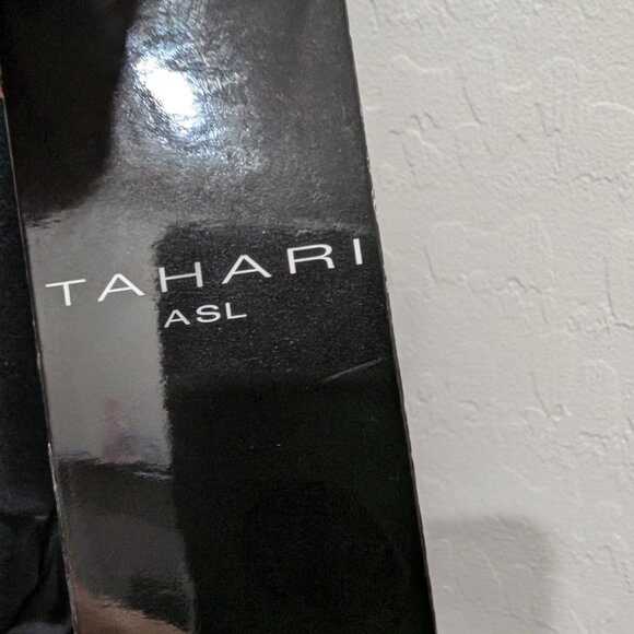 Tahari Jumpsuit for Women in size 12 - Picture 4 of 5